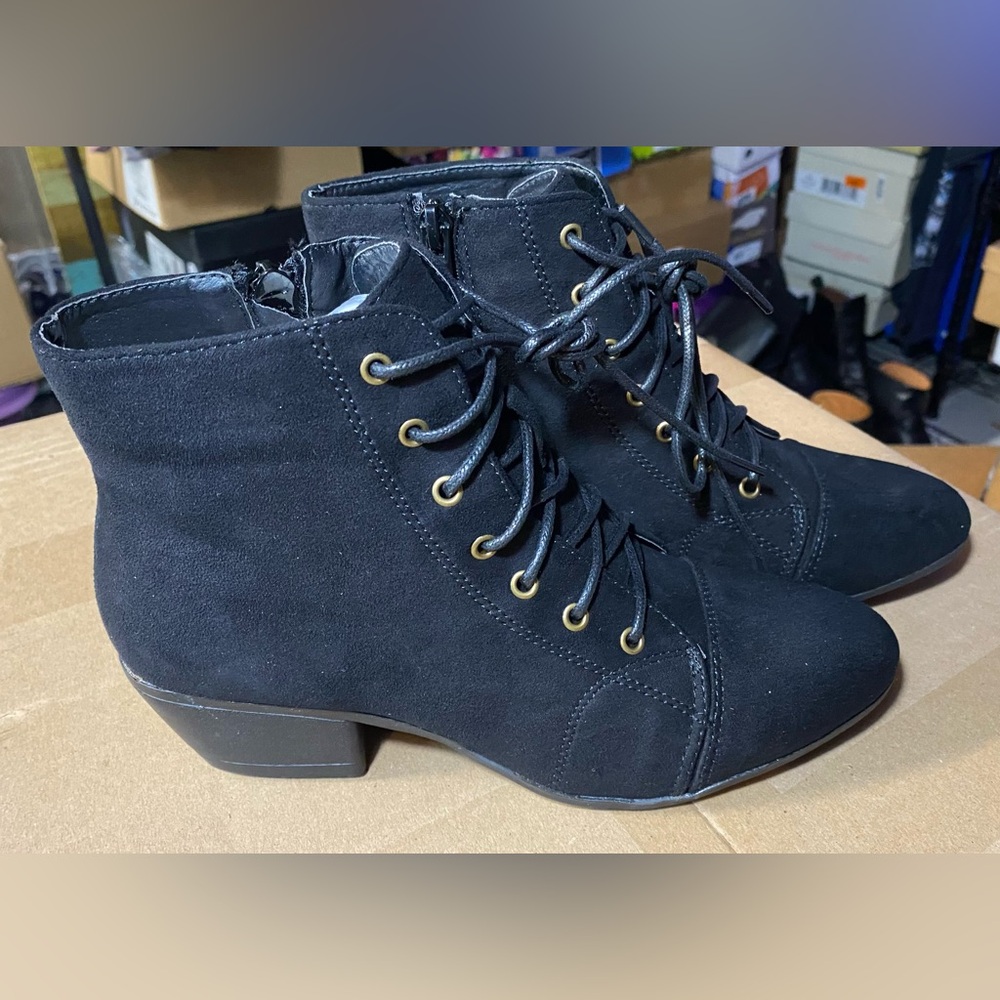 Nature Breeze Black Lace Up Boots
